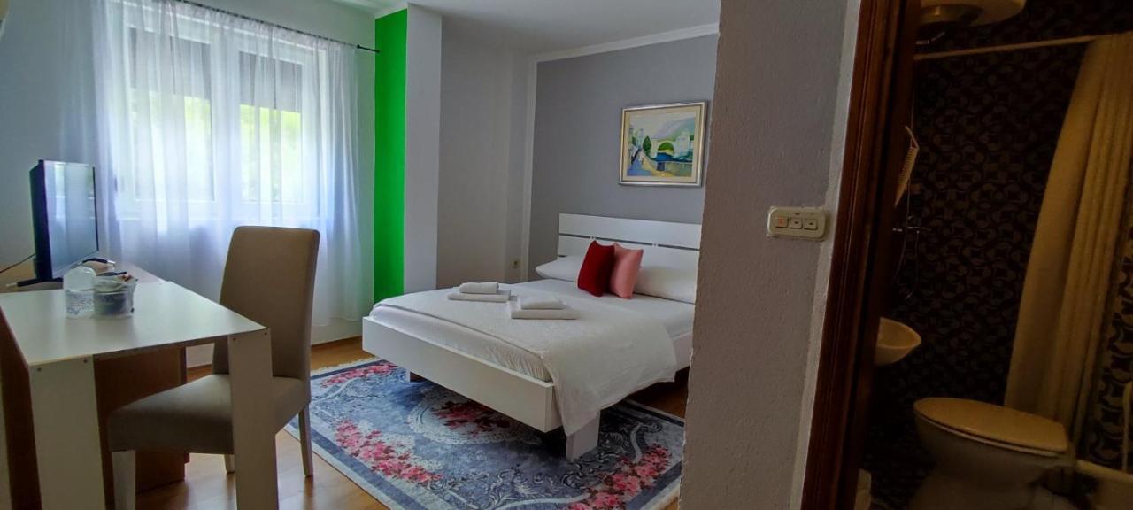 Villa Monera Apartments & Rooms & Free Garage Mostar Exterior foto